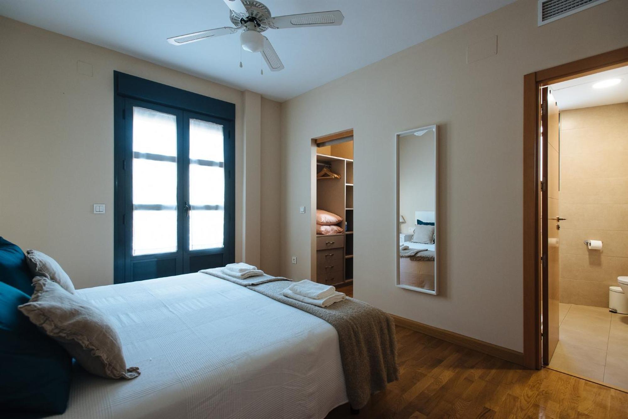 Torneo Suite Apartment Севилья Экстерьер фото